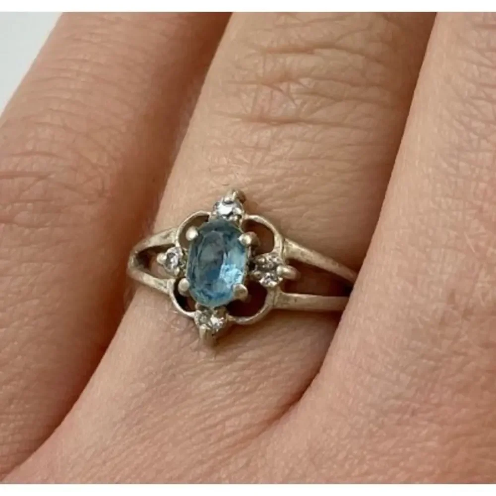 925 Sterling Silver Blue Spinel & CZ Ring Size 6.75